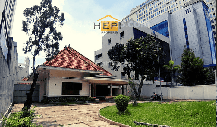 Tanah Luas+rumah Strategis Tengah Kota di Jl A Yani Simpang Lima 1
