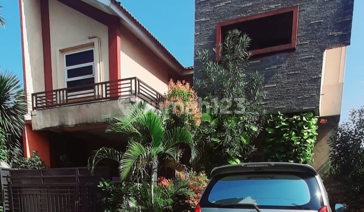 SECONDARY HOUSE 1.2 M 2 FLOORS IN A LARGE HOUSING ESTATE IN CIBINONG