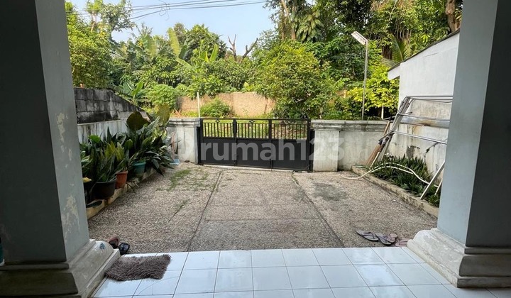 Second-House 2 Floors Near Jl Raya Bogor in Mekarsari Cimanggis Depok 2