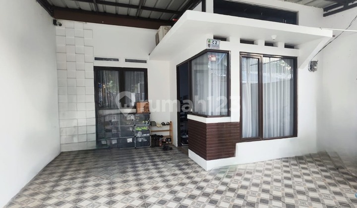 Second-hand 1-story Semi-furnished House on Jl Rtm Raya, Kelapa Dua, Depok 2
