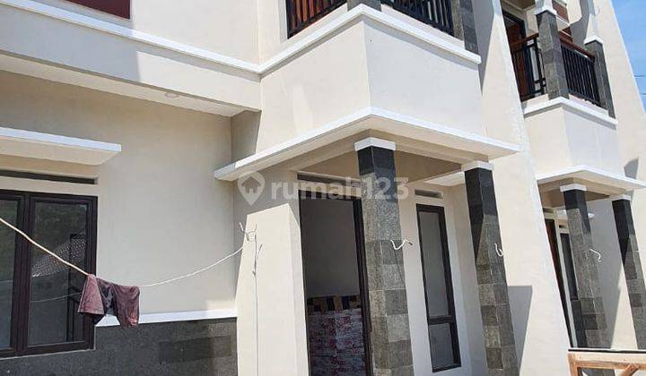 Rumah Modern 2 Lt 800 Jtan Strategis di Pamulang Tang Sel Banten 1