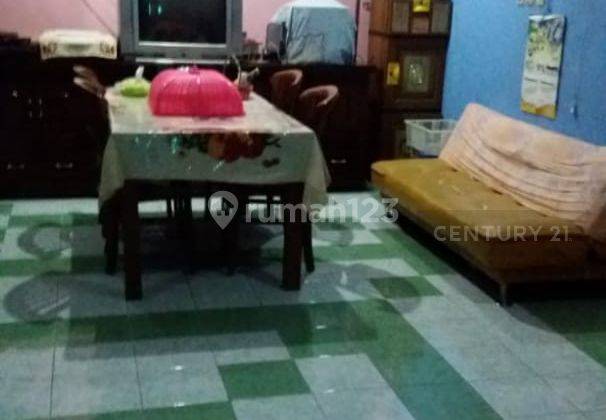 Rumah Bekasi Barat Strategis, Hook 2 Lantai Semi Furnished Jati 2