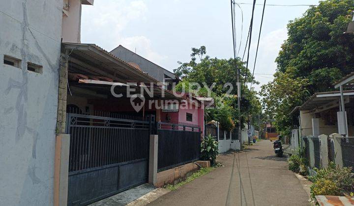 Rumah Cocok Usaha Kost Dekat Kampus Politeknik UI, Beji, Depok 1