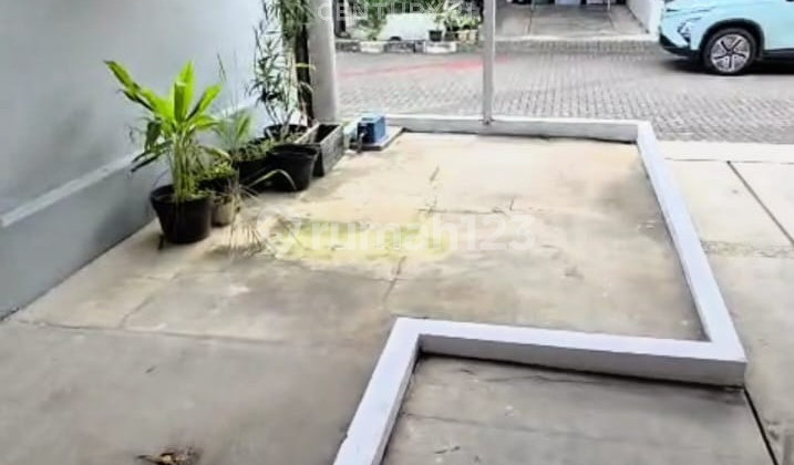 Strategic House with Easy Toll Access in Bukit Cimanggu City, Bogor