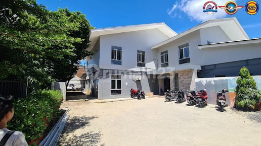 Strategic Building on Reni Jaya Ruko Street, West Pamulang, Tangsel Strategic Building on Reni Jaya Ruko Street, West Pamulang, Tangsel