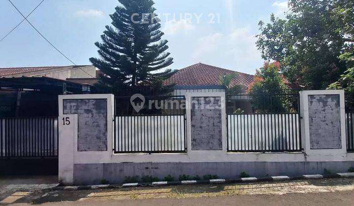 Rumah Strategis Di Jl Sakura Loji Gunung Batu Bogor 1