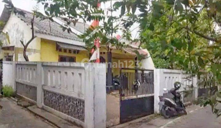 Rumah Luas 150m² Hadap Barat Bebas Banjir Di Di Ketapang Cipondoh  1