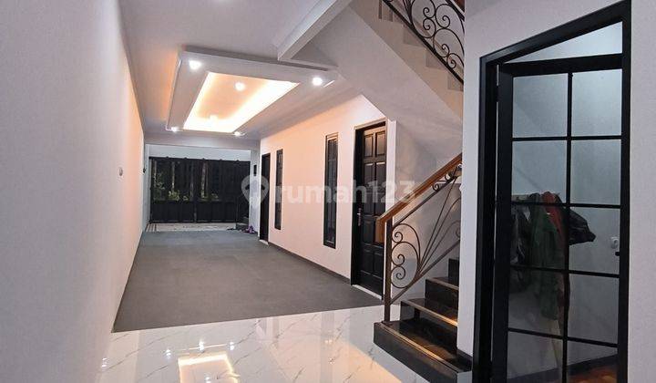 Jual rumah baru type eropa classic pejaten barat jakarta 2