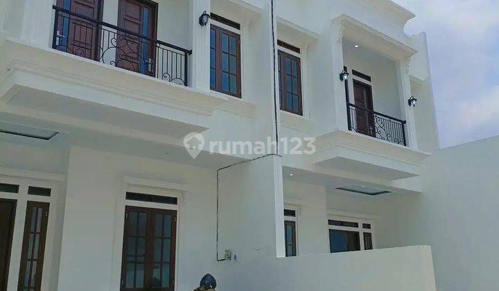 Di Jual Rumah Baru Minimalis Siap Huni Jakarta Selatan 1