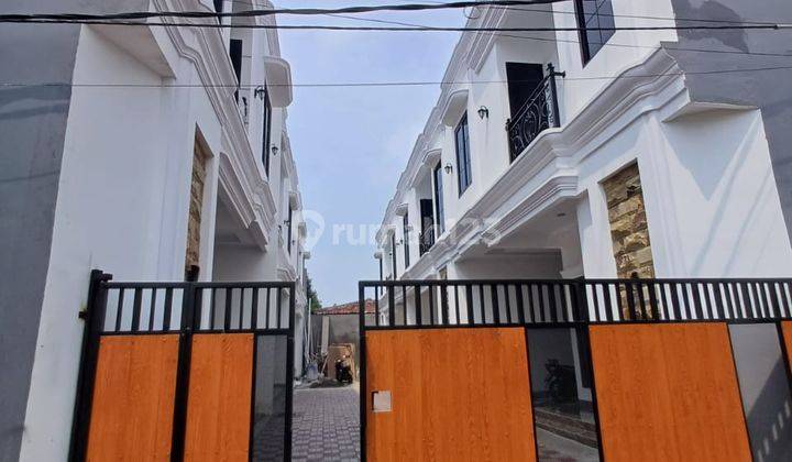 Jual Rumah Baru Siap Huni Jakarta Selatan 1