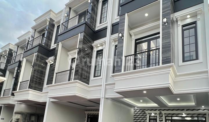 Jual Rumah Dalam Cluster Siap Huni Jakarta Selatan