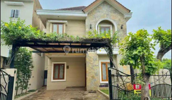 Rumah Cantik Ala Villa Dalam Komplek 2