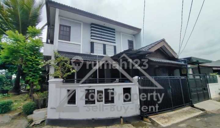 Ready-to-Occupy Hook House in Griya Loka BSD City, BSD City