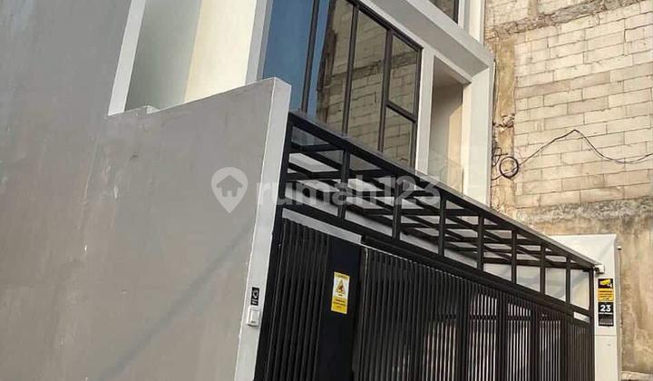 Beautiful Modern House Ready to Occupancy in Parigi Bintaro, South Tangerang 2