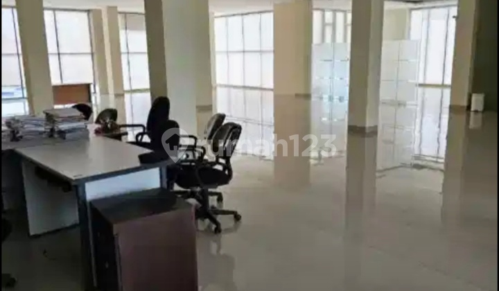 3.5-story Office Building in Bintaro Pondok Aren