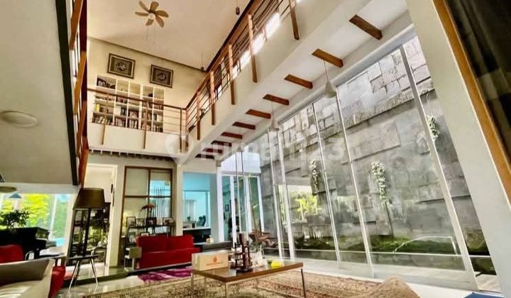 Rumah Mewah Design Unik Minimalis Modern dengan Kolam Renang di Pesanggrahan Bintaro Jakarta Selatan