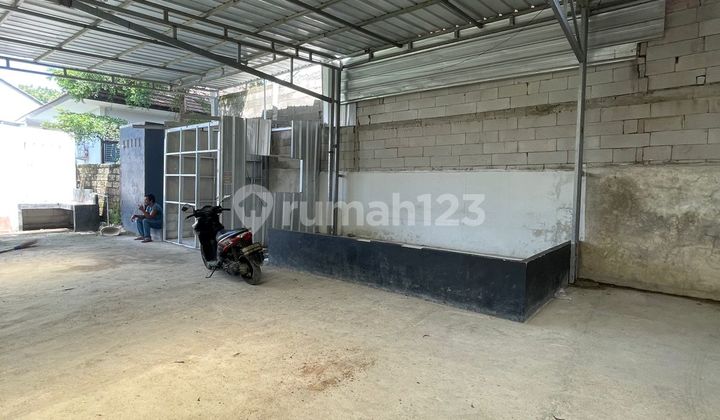 Strategic Land Suitable for Warehouse in a Busy Location. Strategic Land Suitable for Warehouse in a Busy Location.