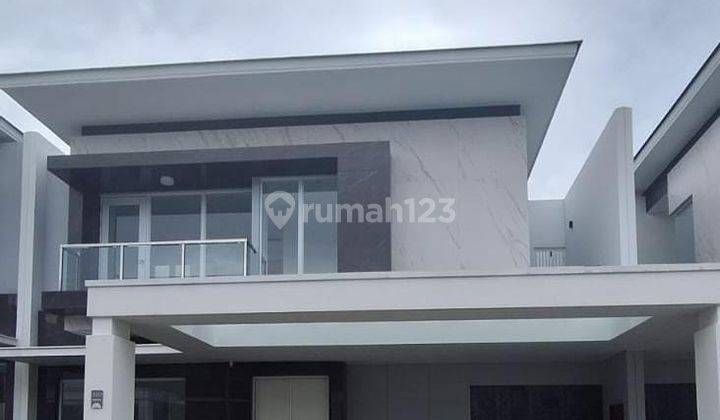 Rumah Mewah dan Cantik 2 Lantai di Cluster Pasadena 2