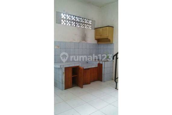 Dijual rumah hitung tanah  2