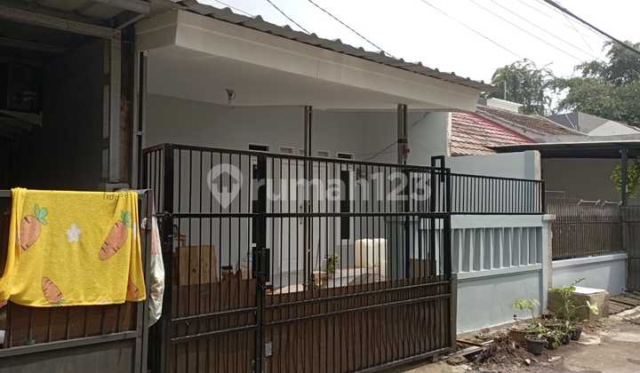 For Sale: Beautiful and Spacious House in Pamulang, South Tangerang at an Affordable Price 2