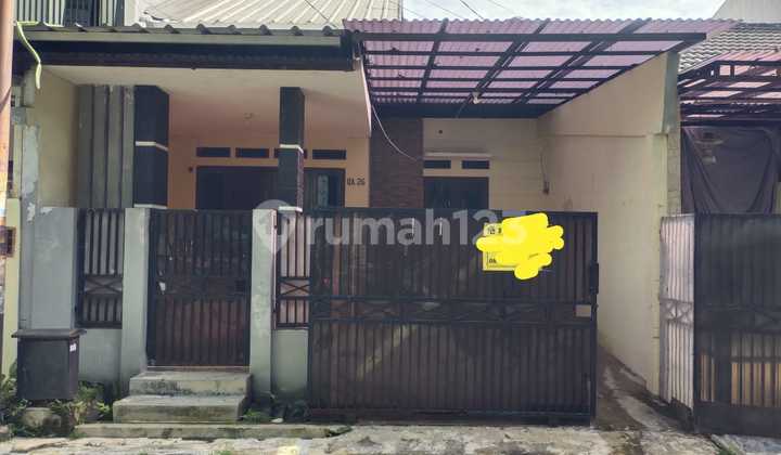 For Rent: A House a Stone's Throw Away from BSD Toll Road in Nusaloka Yapen with BSD Toll Access For Rent: A House a Stone's Throw Away from BSD Toll Road in Nusaloka Yapen with BSD Toll Access