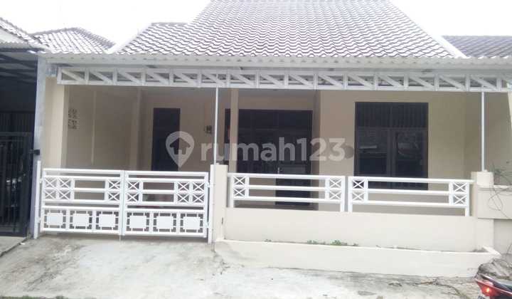 For Quick Sale: Affordable, Ready-to-Occupy 3-Bedroom House in Villa Melati Mas Serpong For Quick Sale: Affordable, Ready-to-Occupy 3-Bedroom House in Villa Melati Mas Serpong
