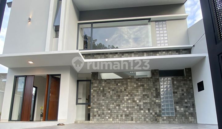 Dijual Rumah Brand New 2 Lantai 4 Kamar Tidur Dikencana Loka Bsd