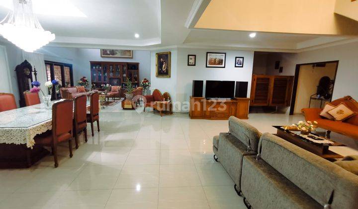 Rumah Sunter Luas 600m2 Dalam Komplek Elite 1