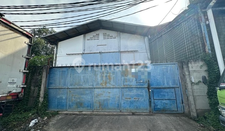 Gudang Miami Kayu Besar Siap Pakai