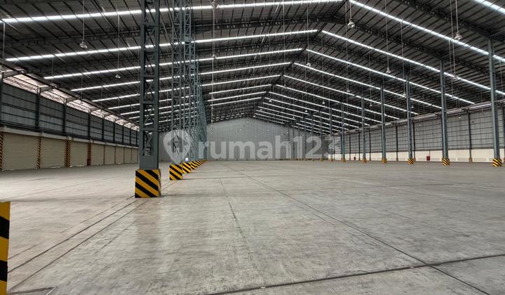 Warehouse for Rent in Cakung, Good, Rarely Available