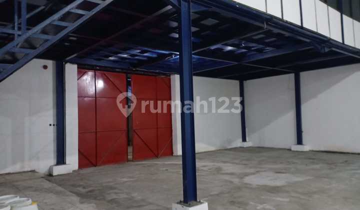 For Sale/For Rent Warehouse Daan Mogot