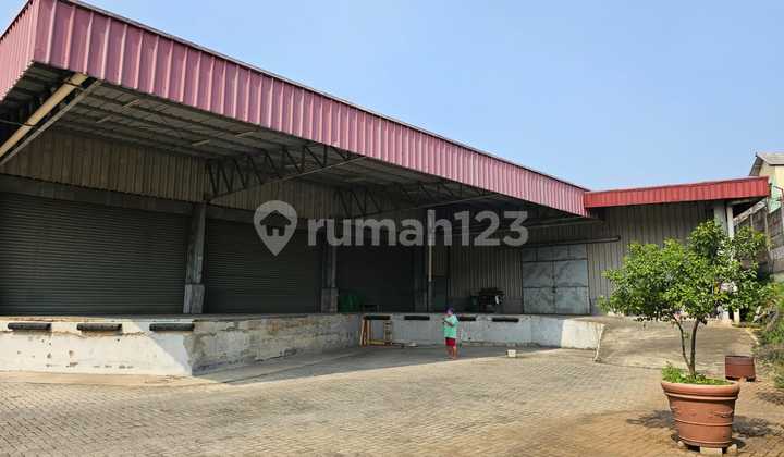 Citeureup Bogor Warehouse Excellent location.