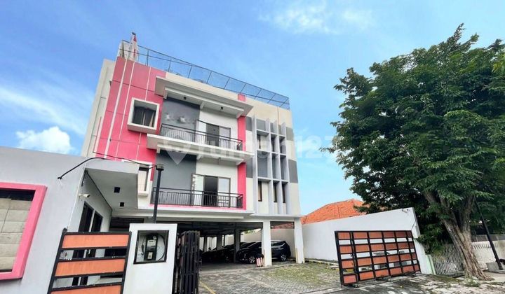 Guest House dan Kos 4 Lantai Bagus SHM di Tenggilis