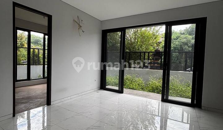 New 2-Story House with HGB in Gayungsari Ready to Occupy 2