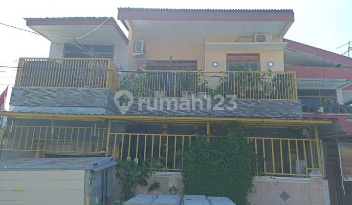 Rumah 2 Lantai Bagus SHM di Darmo Baru Barat Siap Huni 1