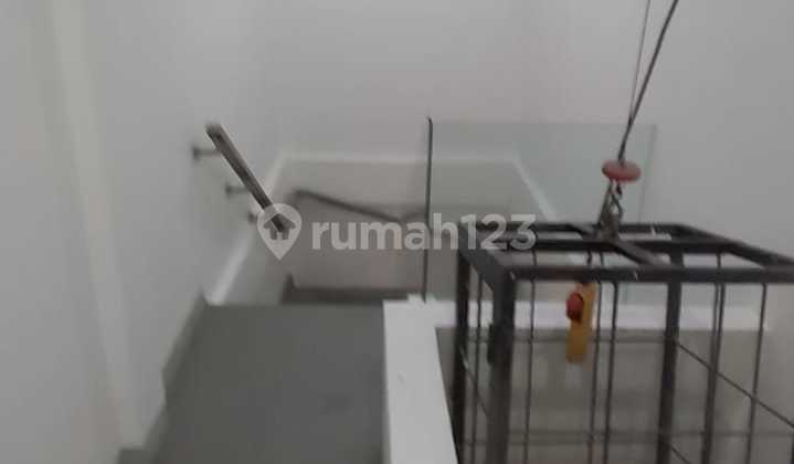 3-Storey Ruko with Good HGB in Surya Inti Permata, Strategic Location 2