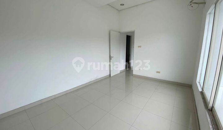 Rumah 2 Lantai Baru SHM di Pantai Mentari Cluster Hampton 2