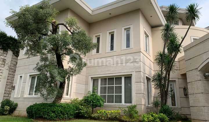 Rumah Semi Furnish di Raya Kertajaya Indah bisa untuk Komersial