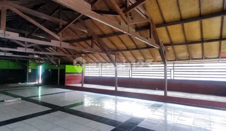 Nice House on Ponti Road Suitable for Strategic Business Nice House on Ponti Road Suitable for Strategic Business