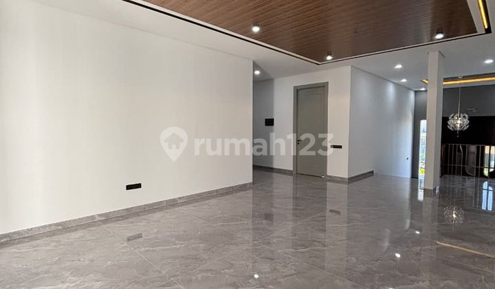 New 3-Storey Luxury House in Citraland Ready to Occupy 2