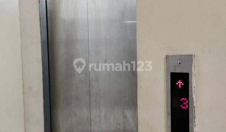 4-Story Boarding House in Siwalankerto Padang Pasir 2