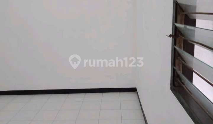 Rumah Bagus SHM di Kutisari Indah Minimalis Siap Huni 2