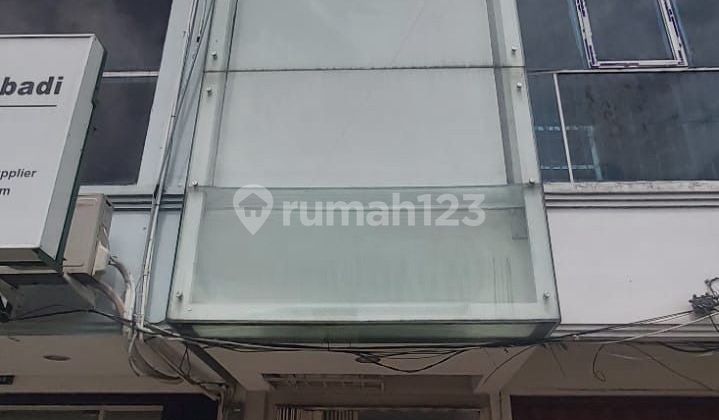 3-Storey Ruko with Good HGB in Surya Inti Permata, Strategic Location 3-Storey Ruko with Good HGB in Surya Inti Permata, Strategic Location