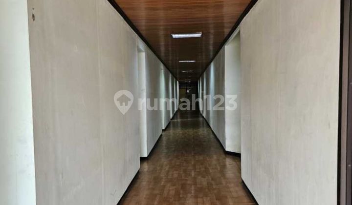 Commercial Building Area in Basuki Rahmat Suitable for Offices