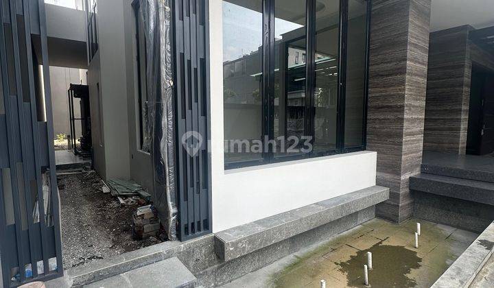 Rumah 2 Lantai Baru Semi Furnished SHM di Regency 21 Siap Huni 2