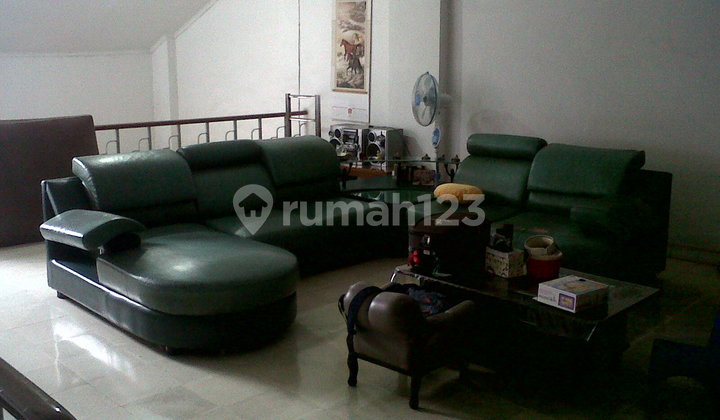 Rumah Jalan Kartini Jakpus..180m Jalan Lebar 2