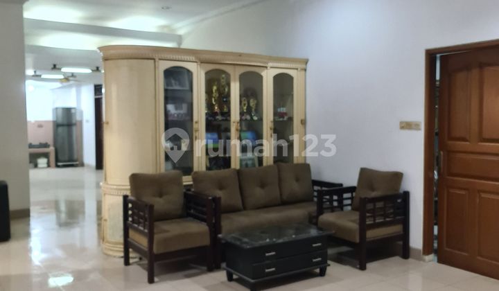 House in Kelapa Gading, Main Road, Suitable for Business 2