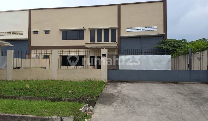 Gudang di delta silicon cikarang Gudang di delta silicon cikarang