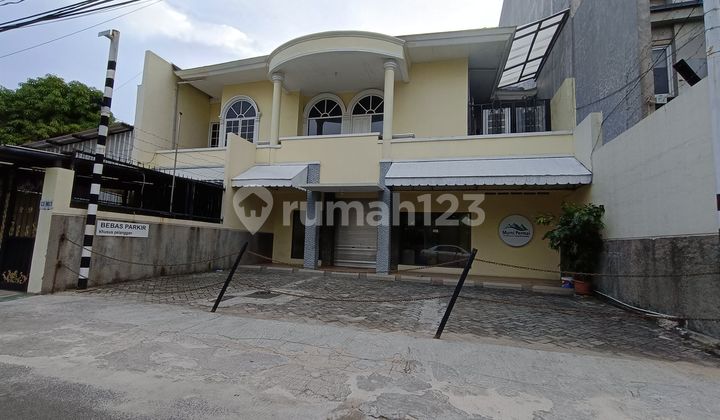 Sunter North Lake commercial zone house 1