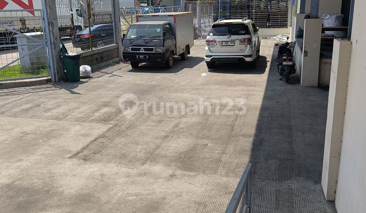 Gudang di Marunda Center LB 2000 M Ada Lift Barang